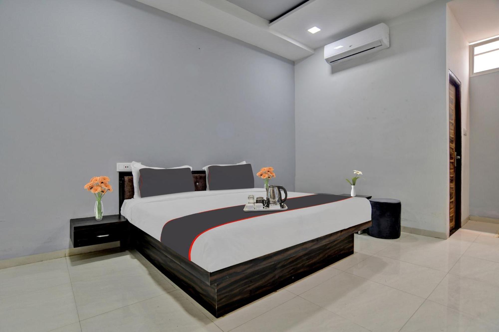 Collection O Heritage Hotel Indore Buitenkant foto
