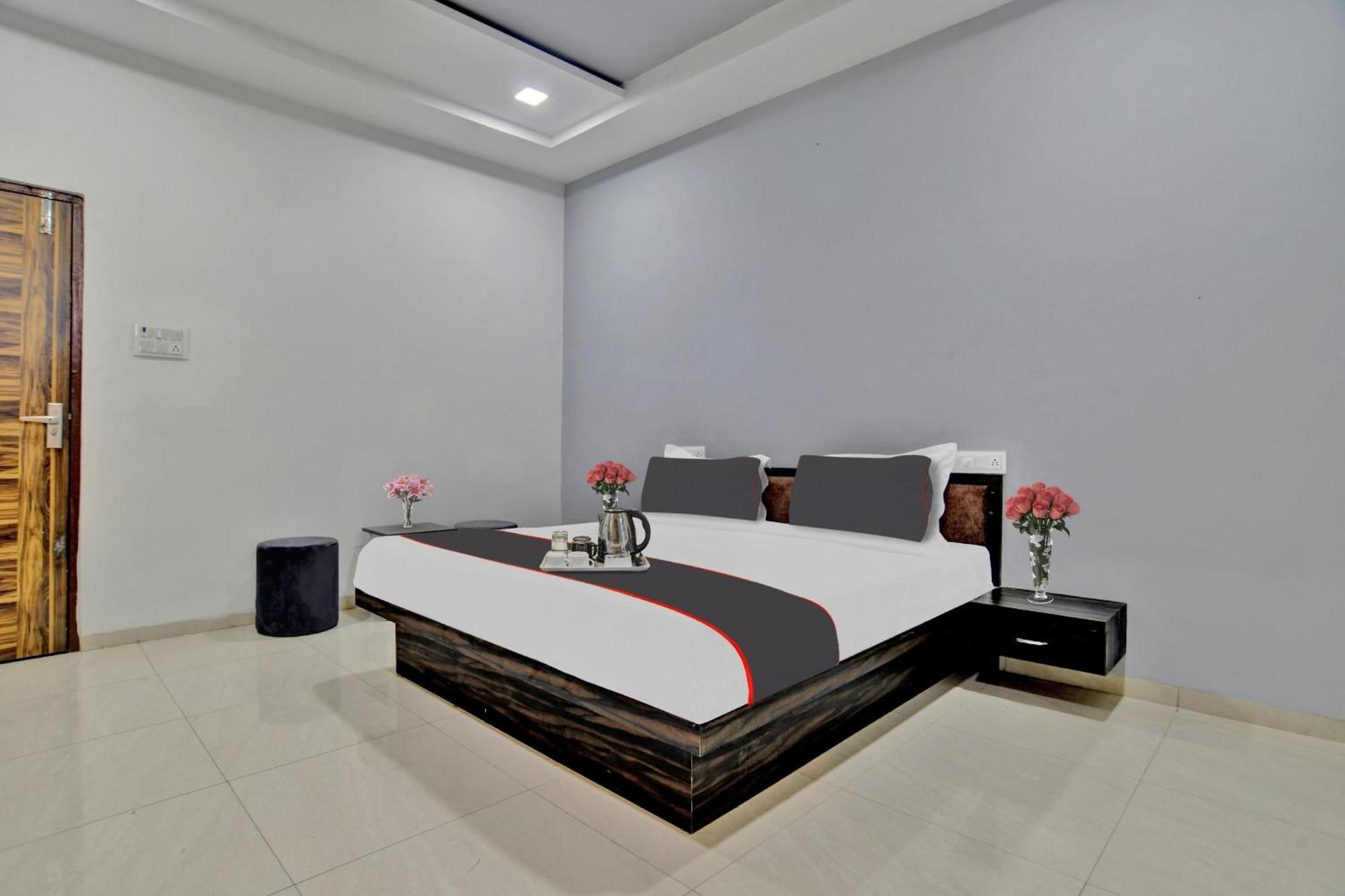 Collection O Heritage Hotel Indore Buitenkant foto